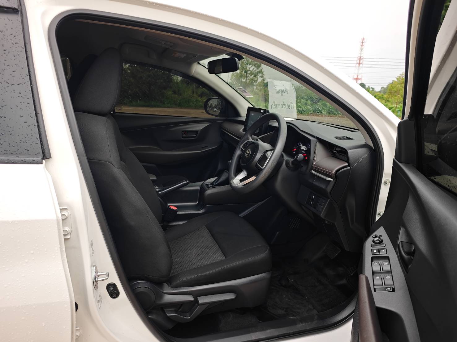 Toyota Yaris ATIV 1.2 Sport Sedan AT 2024