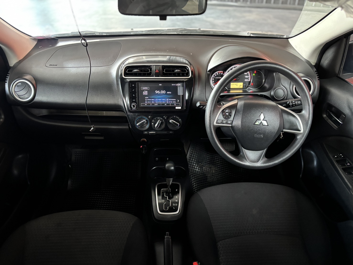 Mitsubishi Attrage 1.2 Active Dynamic Shield Sedan AT ปี 2023