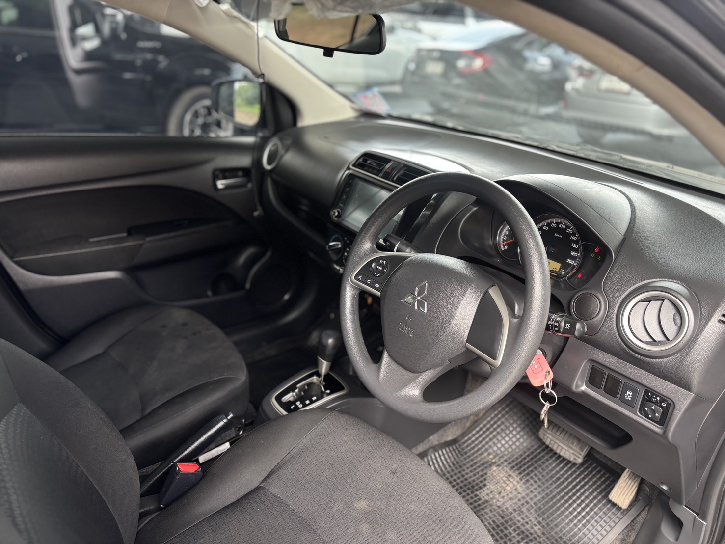 Mitsubishi Attrage 1.2 Active Dynamic Shield Sedan AT ปี 2023