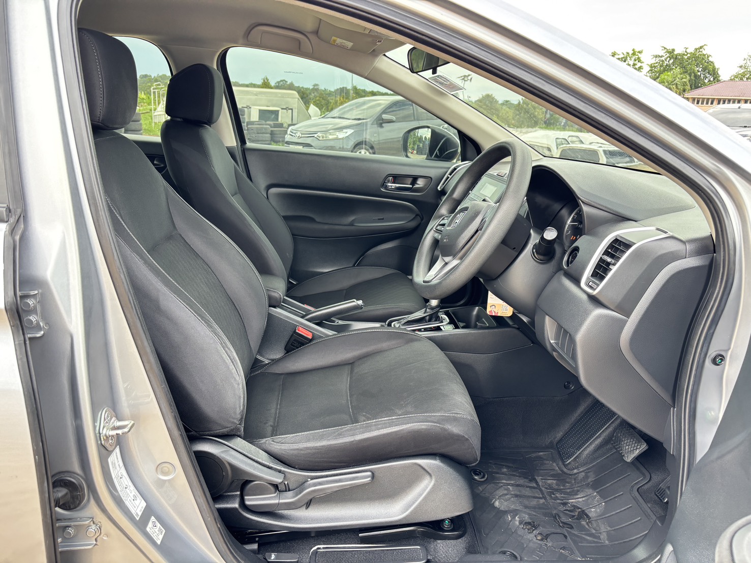 Honda City Turbo 1.0 V Sedan AT 2021