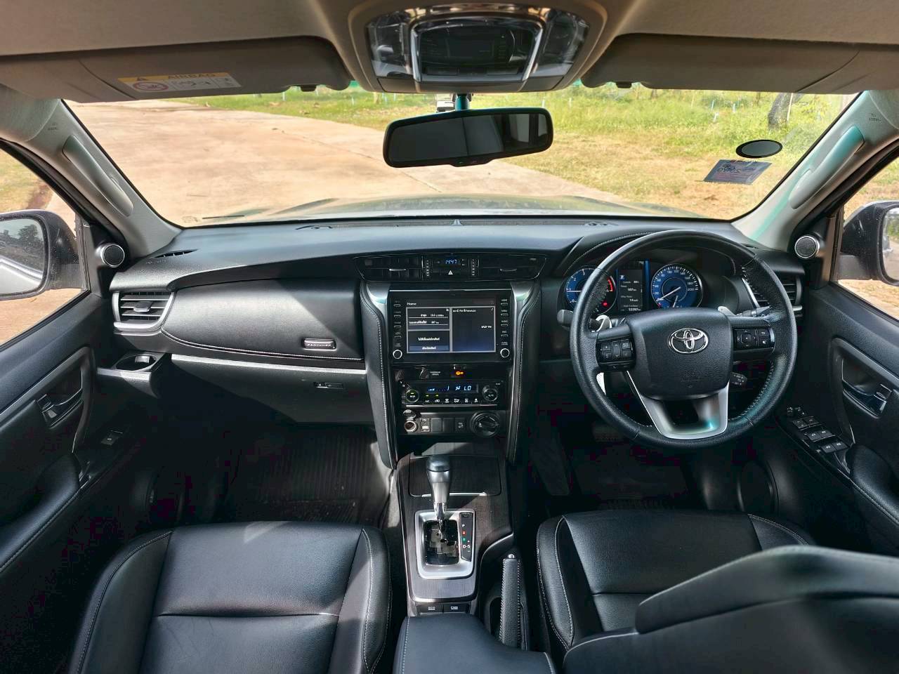 Toyota Fortuner 2.4 V SUV AT 2021