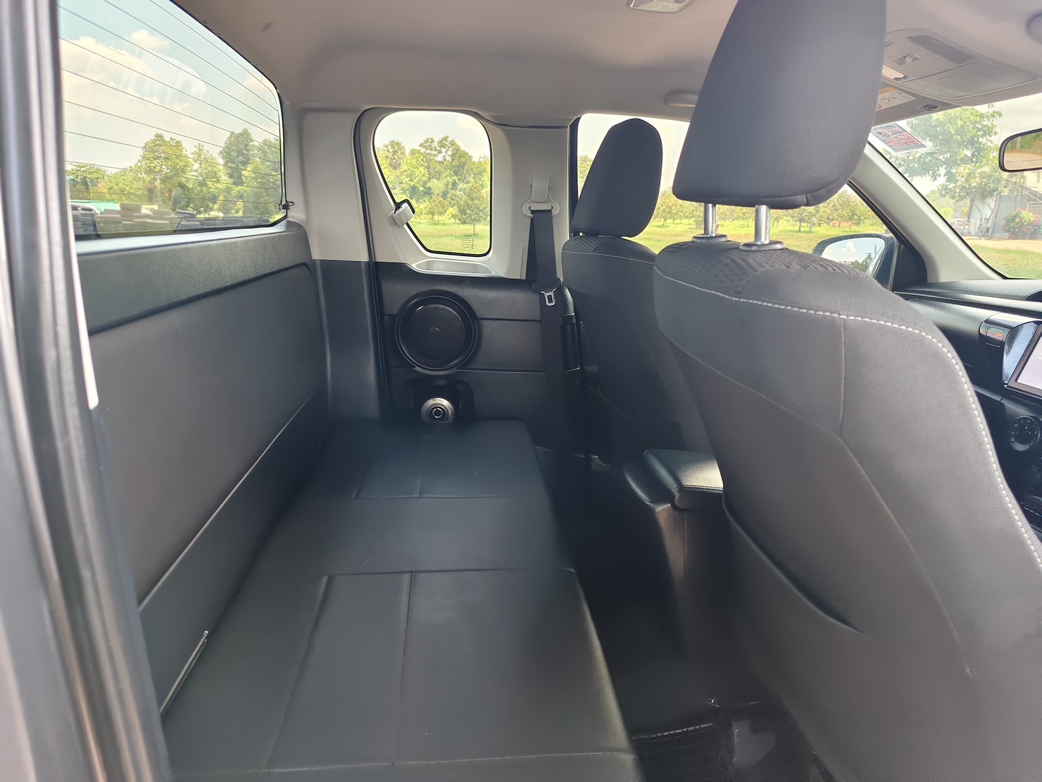 Toyota Hilux Revo Smart Cab 2.4 ENTRY Z Edition MT 2024