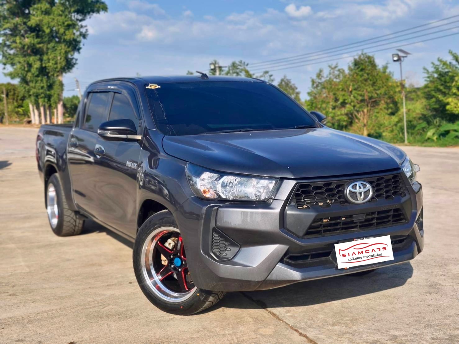 Toyota Hilux Revo Double Cab 2.4 Entry Z Edition MT 2024