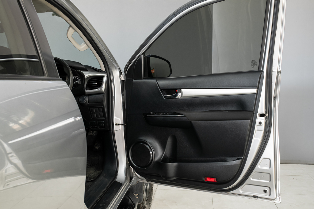 Toyota Hilux Revo Double Cab 2.4 Entry Prerunner AT 2020