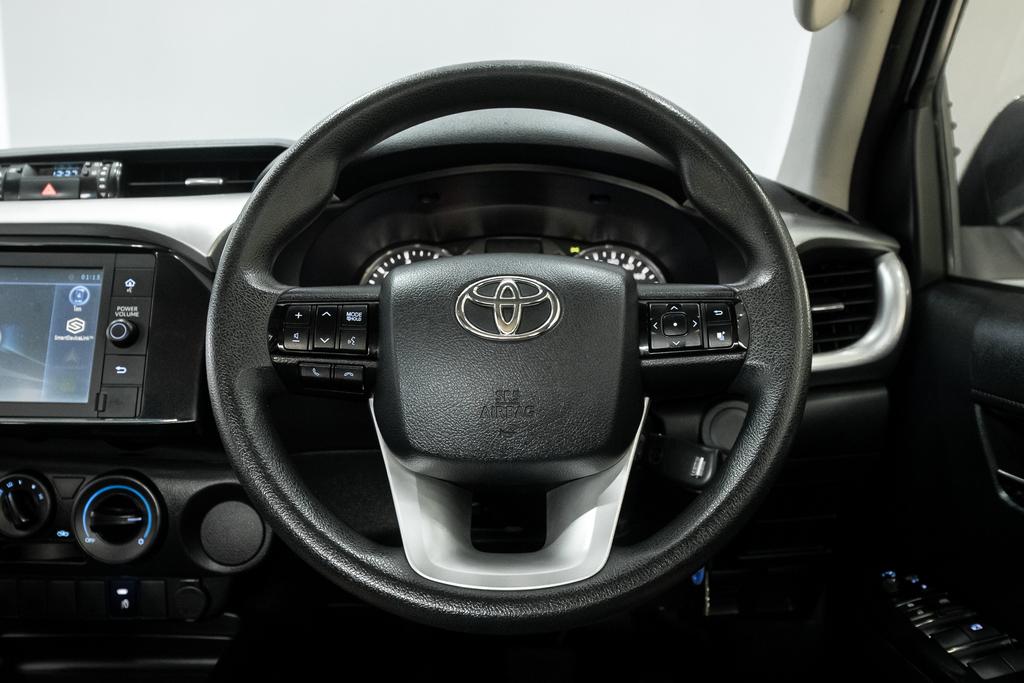 Toyota Hilux Revo Double Cab 2.4 Entry Prerunner AT 2020