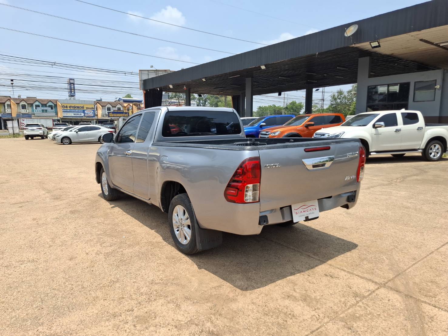 Toyota Hilux Revo Smart Cab 2.4 J Plus MT 2019