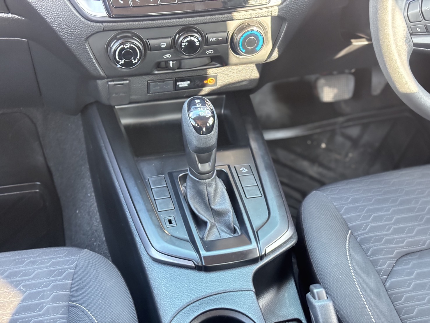 Isuzu D-Max All New Blue Power Cab-4 1.9 Ddi L DA AT 2022