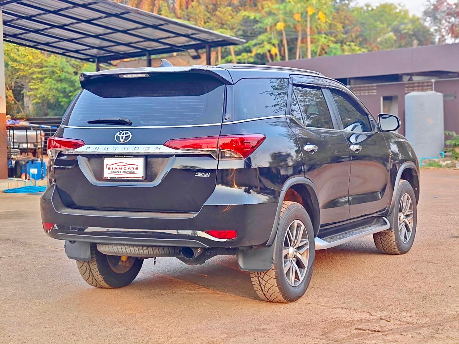 Toyota Fortuner 2.4 V SUV AT 2018