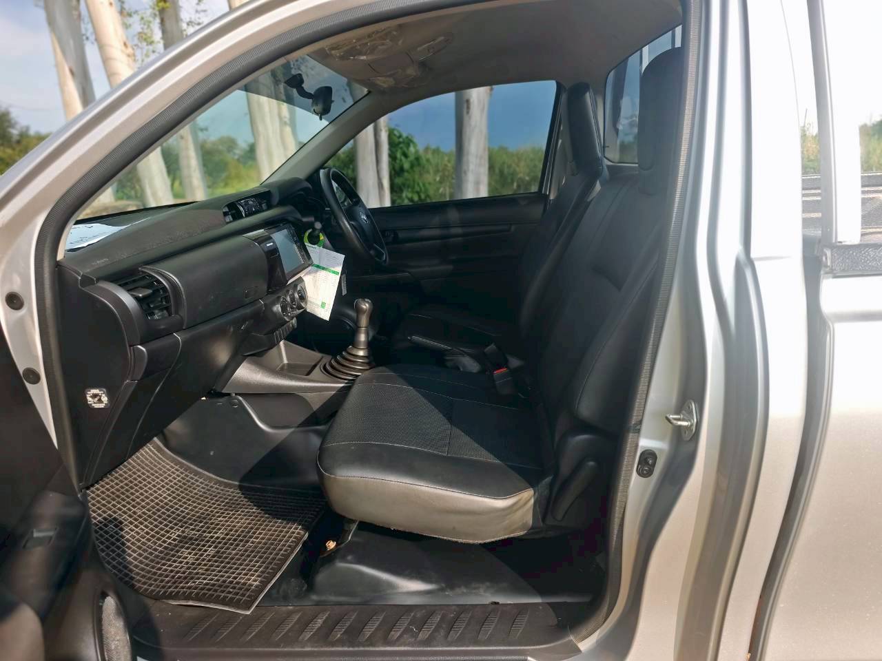 Toyota Hilux Revo 2.8 Entry Single Cab MT 2022