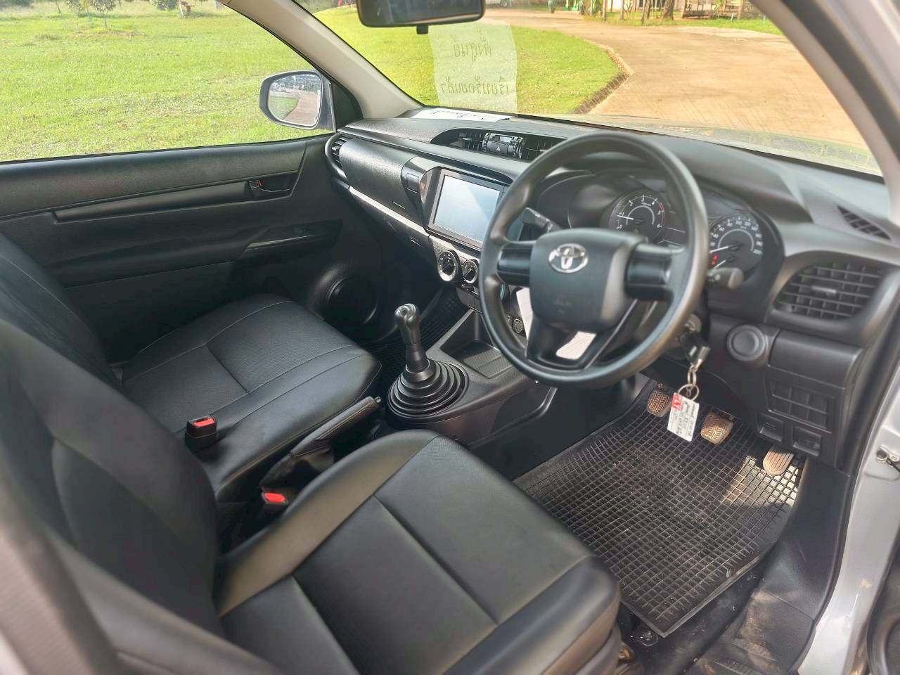 Toyota Hilux Revo 2.8 Entry Single Cab MT 2022