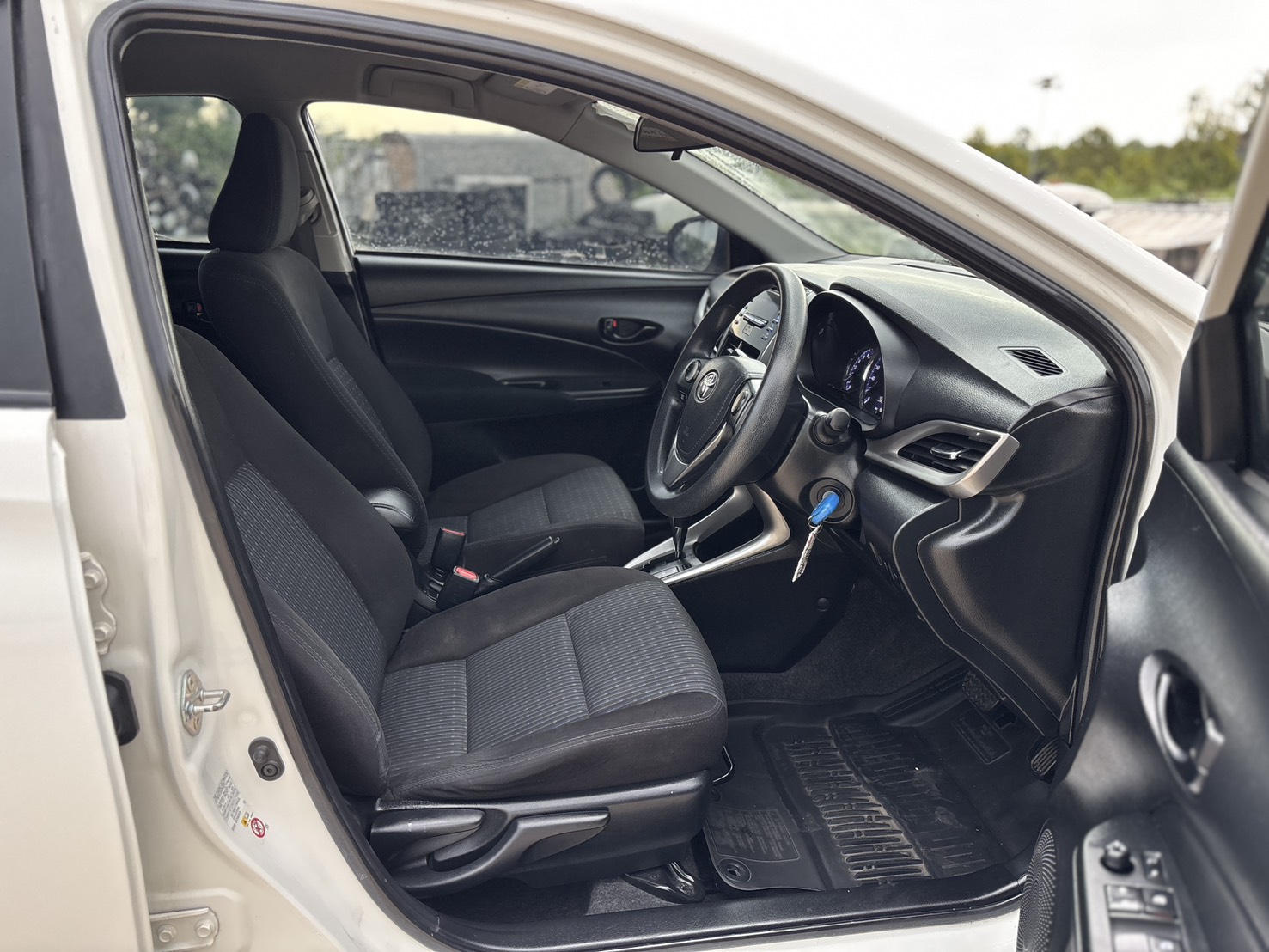 Toyota Yaris ATIVE 1.2 E AT 2019