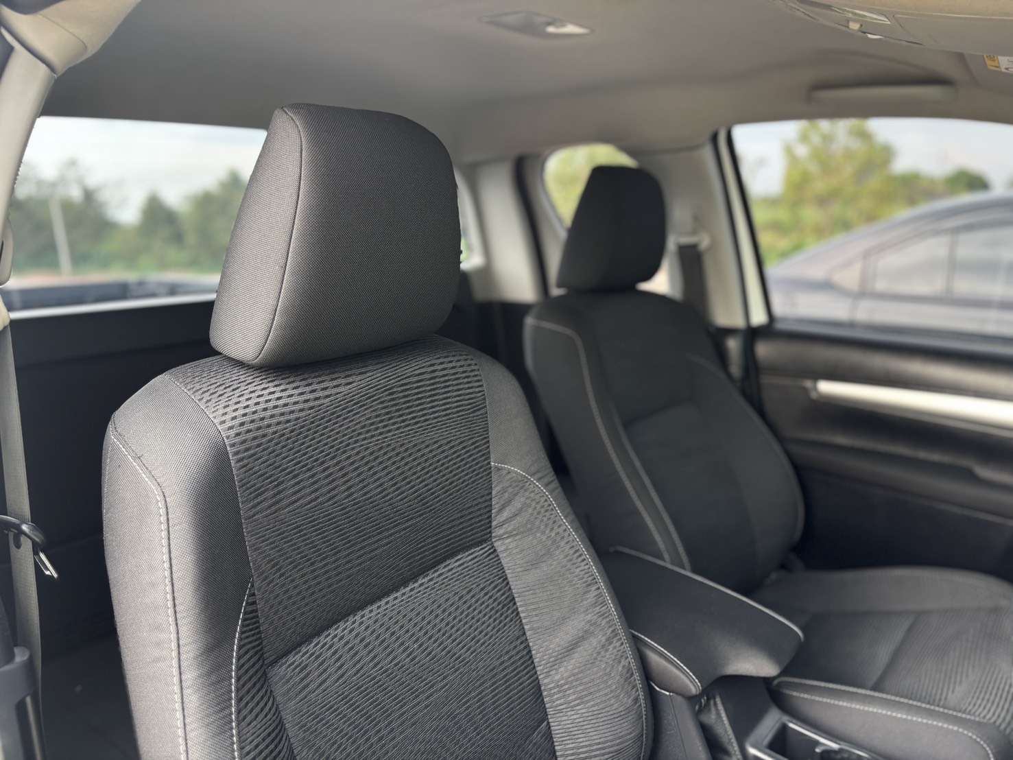 Toyota Hilux Revo Smart Cab 2.4 Mid Z Edition MT 2020