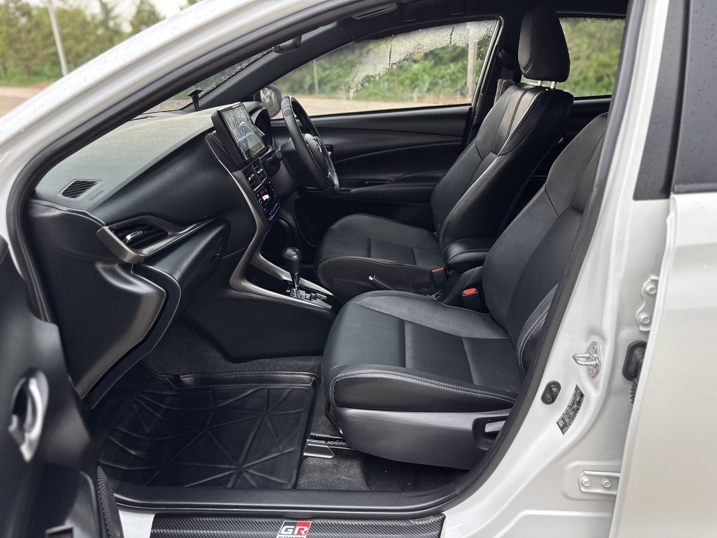 Toyota Yaris 1.2 Smart AT ปี 2023