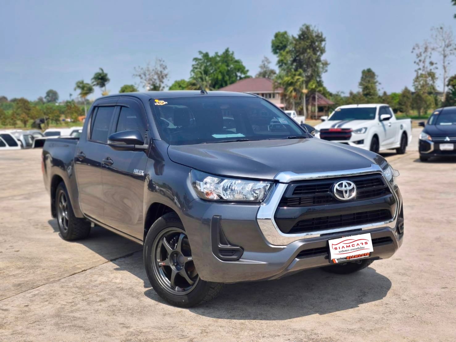 Toyota Hilux Revo Double Cab 2.4 Entry Z Edition MT 2023