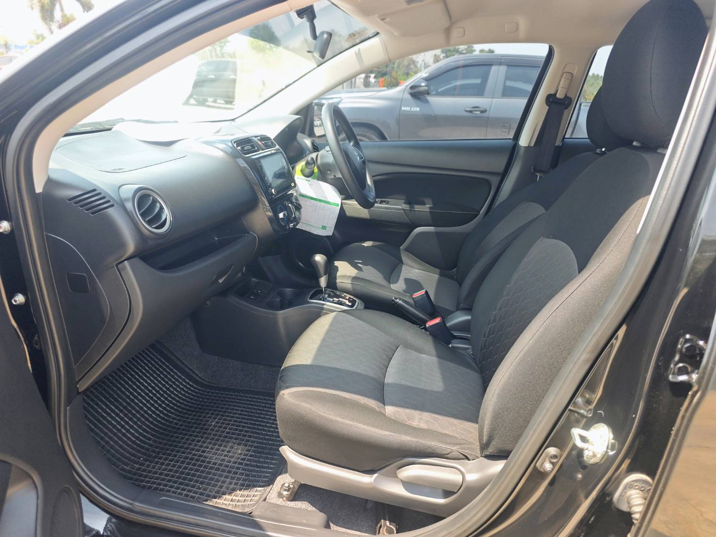 Mitsubishi Mirage 1.2 Active Dynamic Shield Sedan AT ปี 2021