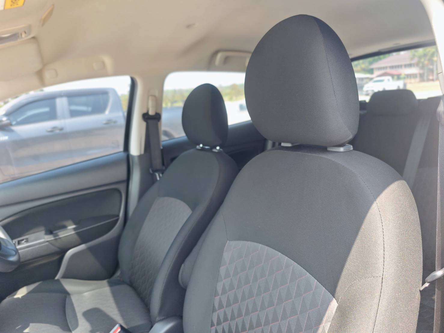 Mitsubishi Mirage 1.2 Active Dynamic Shield Sedan AT ปี 2021