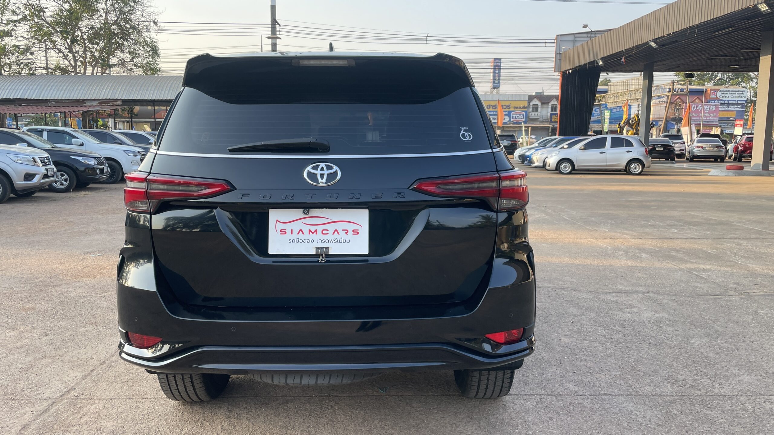 Toyota Fortuner 2.4 Leader V SUV AT 2022