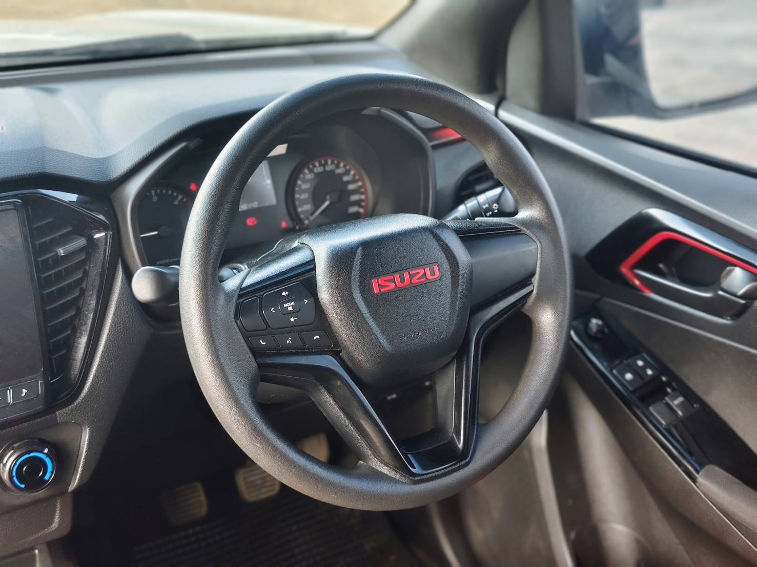 Isuzu D-Max All New Blue Power Spacecab 1.9 Ddi Speed X-series MT 2021