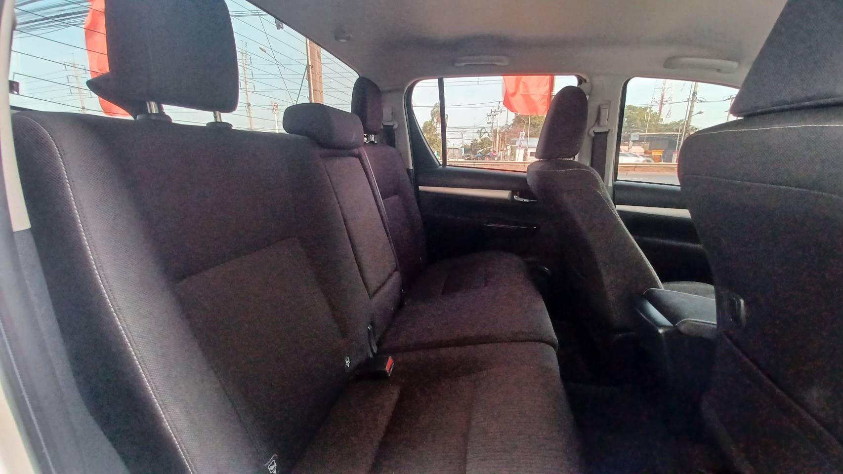 Toyota Hilux Revo Double Cab 2.4 Entry Prerunner AT 2024