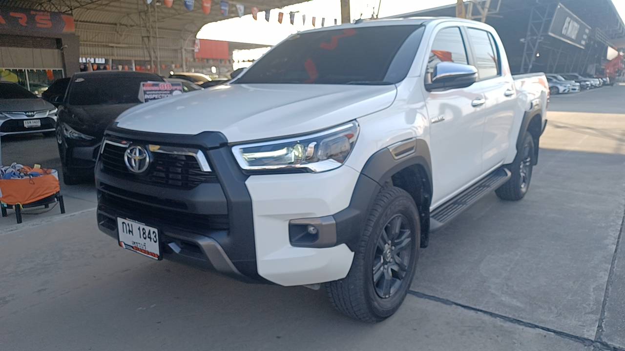 Toyota Hilux Revo Double Cab 2.4 Entry Prerunner AT 2024