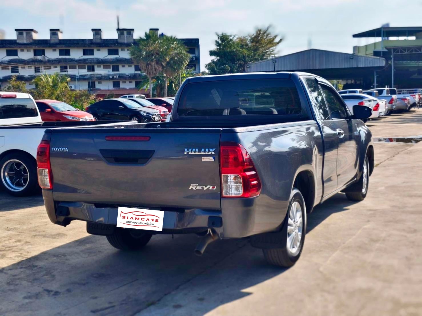 Toyota Hilux Revo Smart Cab 2.4 ENTRY Z Edition MT 2024