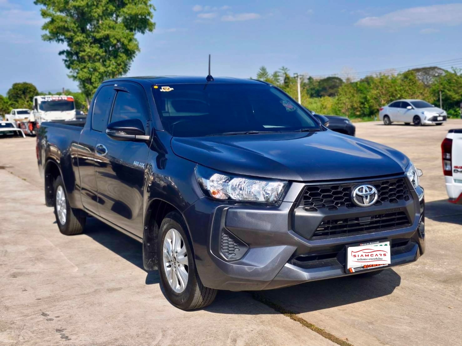 Toyota Hilux Revo Smart Cab 2.4 ENTRY Z Edition MT 2024