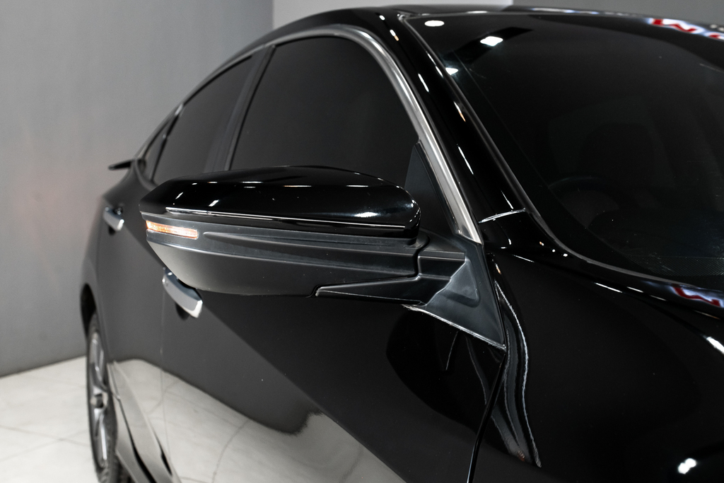 Honda Civic 1.8 EL Sedan AT 2021