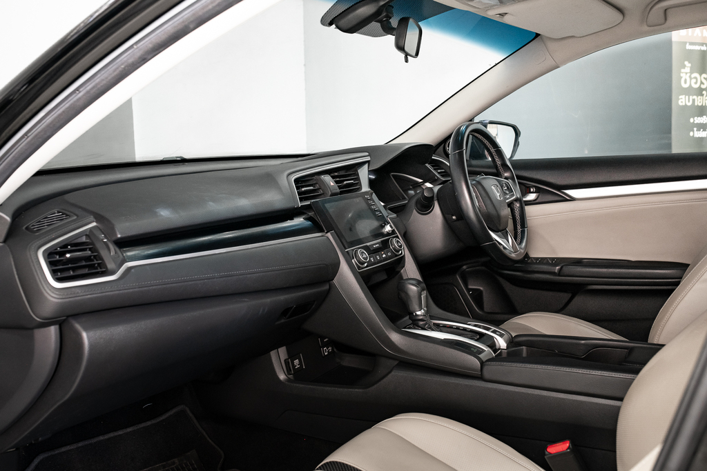 Honda Civic 1.8 EL Sedan AT 2021