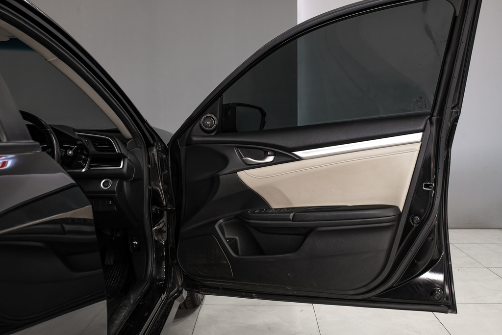 Honda Civic 1.8 EL Sedan AT 2021