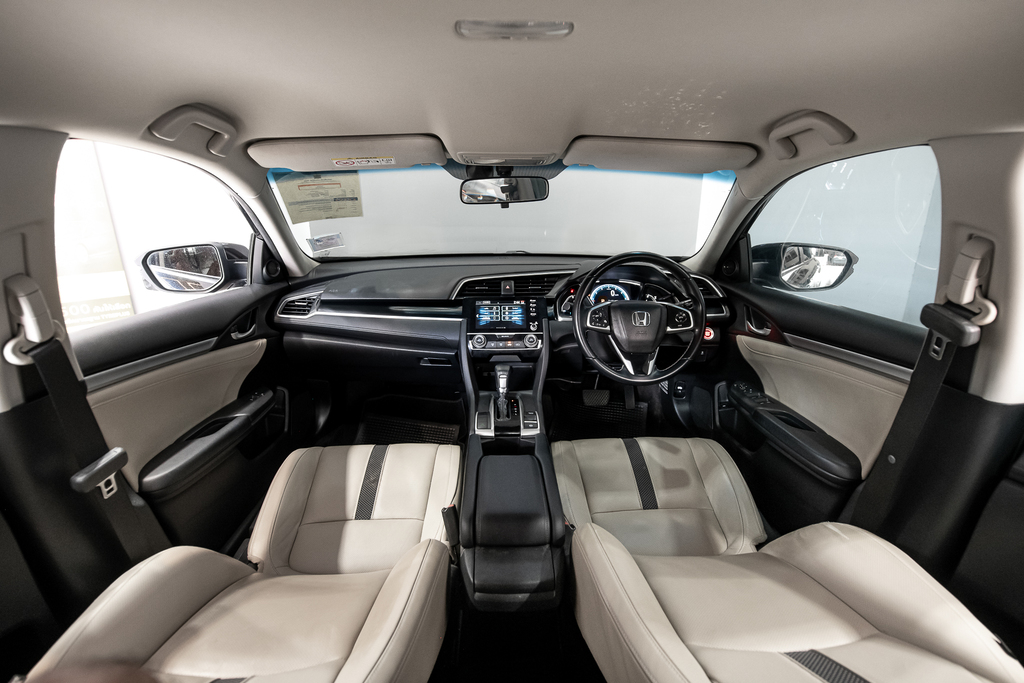 Honda Civic 1.8 EL Sedan AT 2021