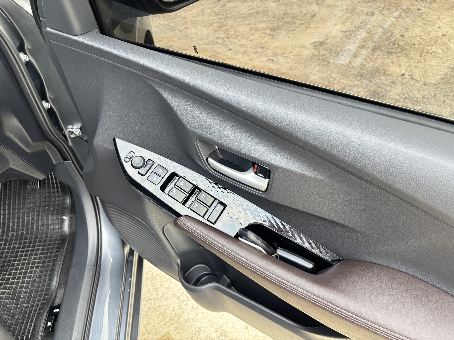 Toyota Yaris ATIV 1.2 Premium AT 2025