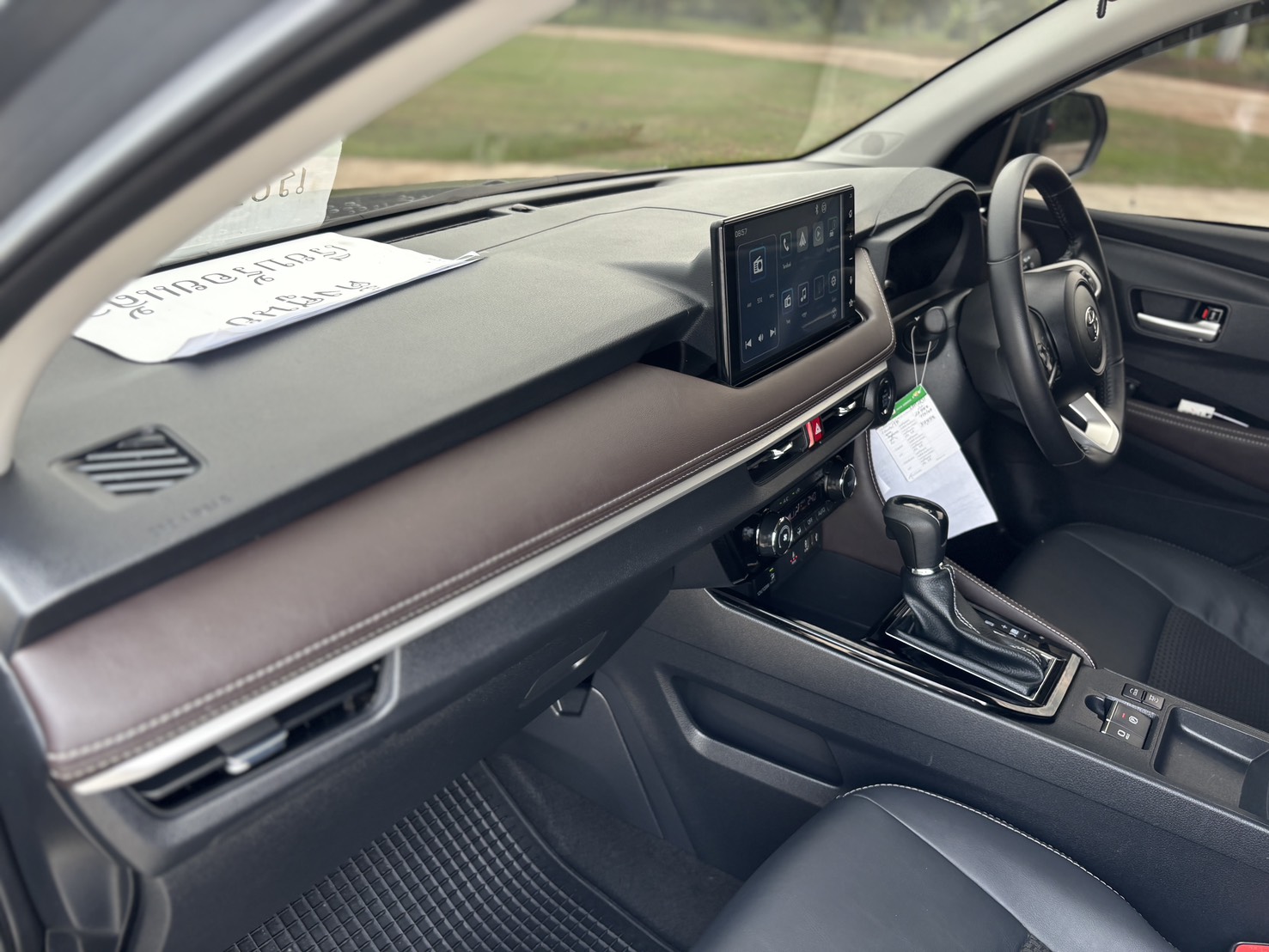 Toyota Yaris ATIV 1.2 Premium AT 2025