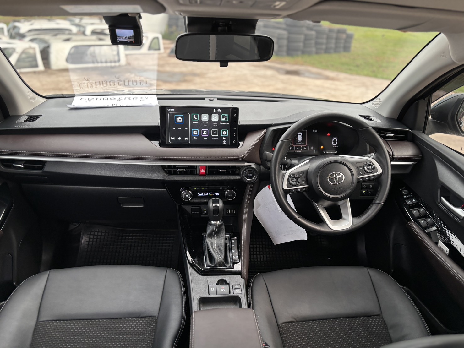 Toyota Yaris ATIV 1.2 Premium AT 2025