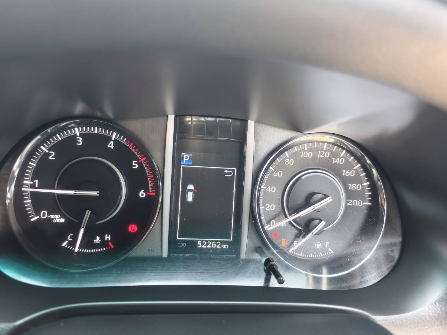 Toyota Fortuner 2.4 Leader 4WD SUV AT 2021