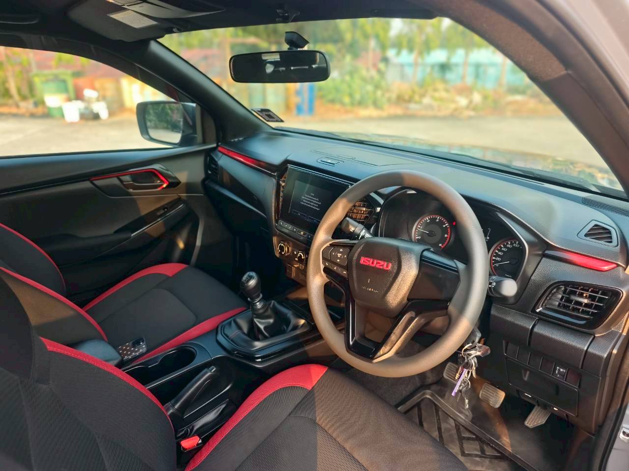 Isuzu D-Max All New Blue Power Cab-4 1.9 Ddi Speed X-series MT 2023