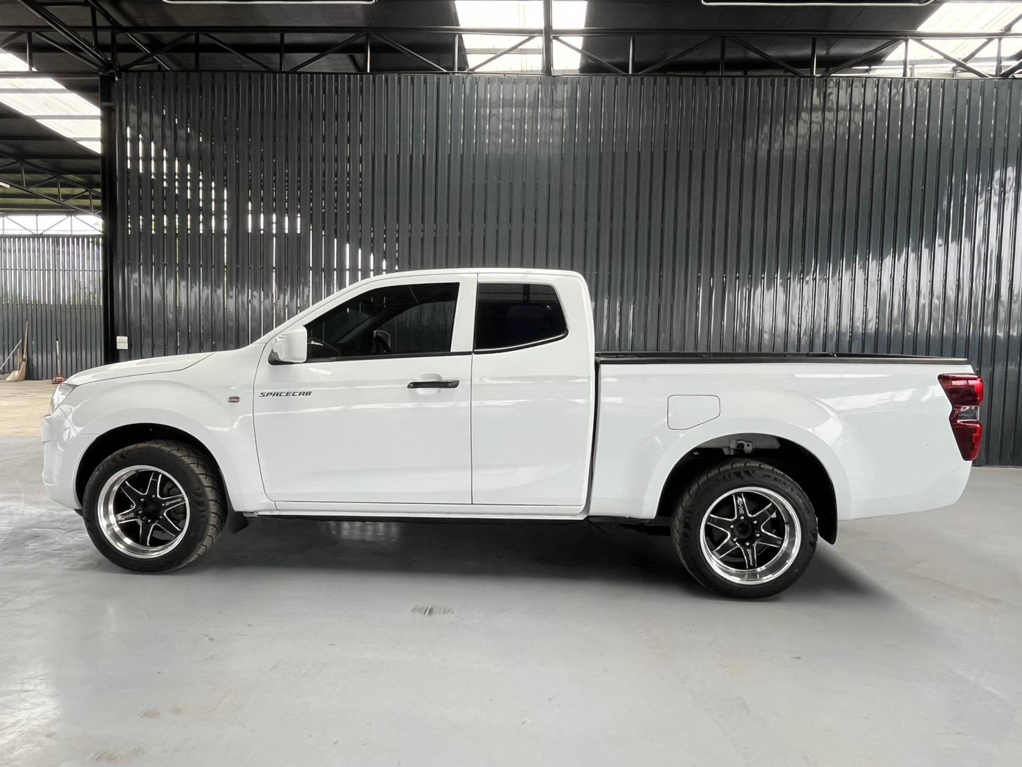 Isuzu D-Max All New Blue Power Spacecab 1.9 Ddi S MT 2020