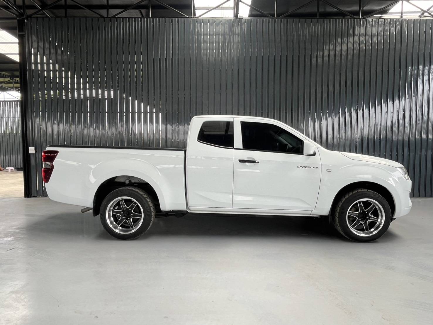 Isuzu D-Max All New Blue Power Spacecab 1.9 Ddi S MT 2020