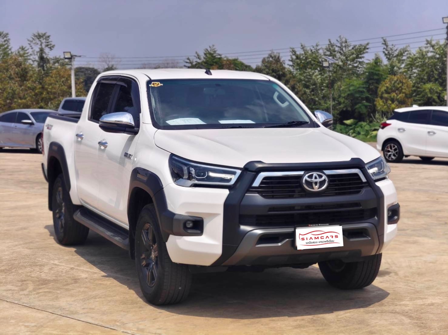 Toyota Hilux Revo Double Cab 2.4 MID Prerunner AT 2023