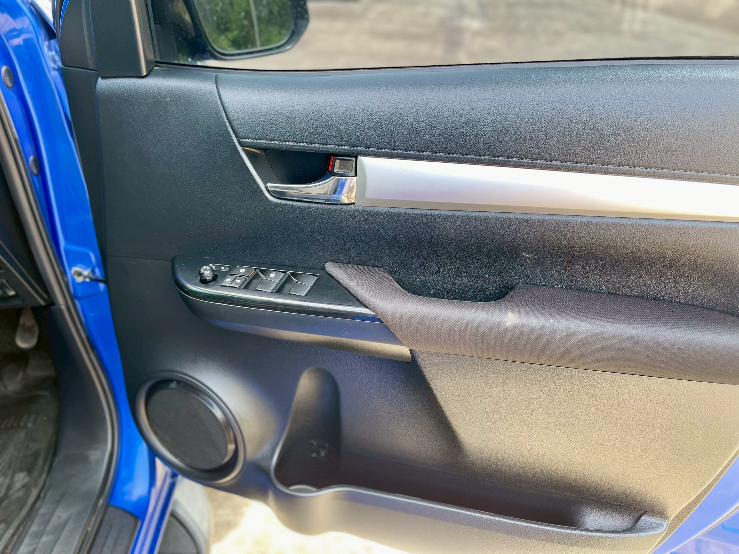 Toyota Hilux Revo Double Cab 2.4 E Plus Prerunner MT 2019