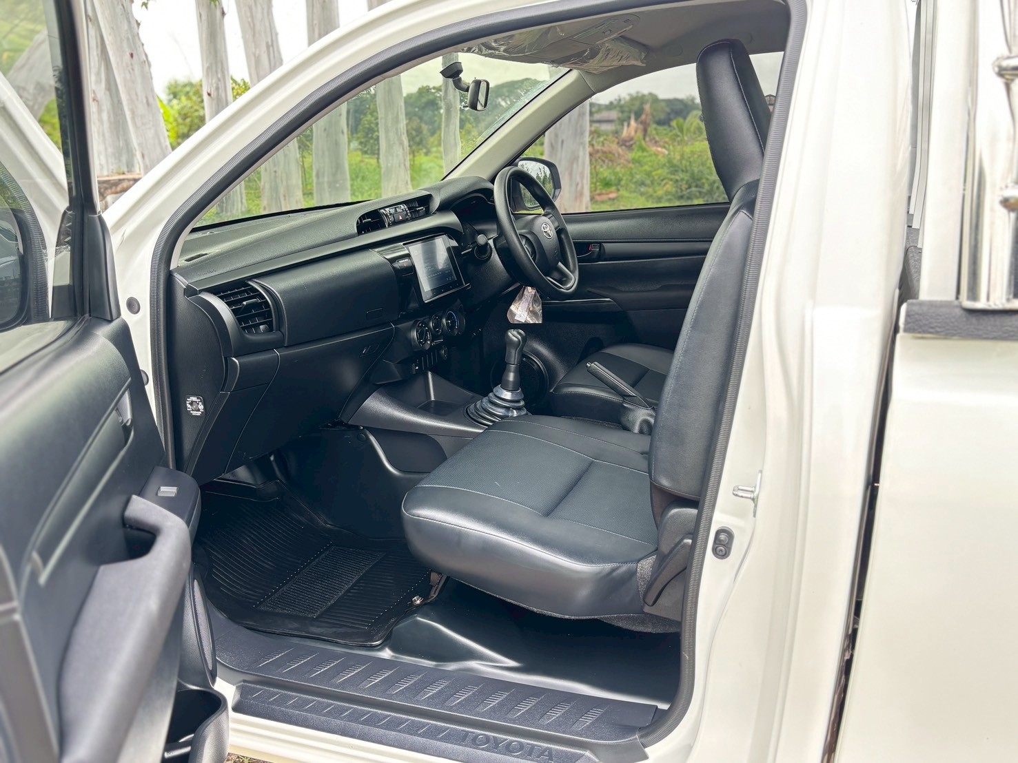 Toyota Hilux Revo 2.4 ENTRY Z Edition Single Cab MT 2024