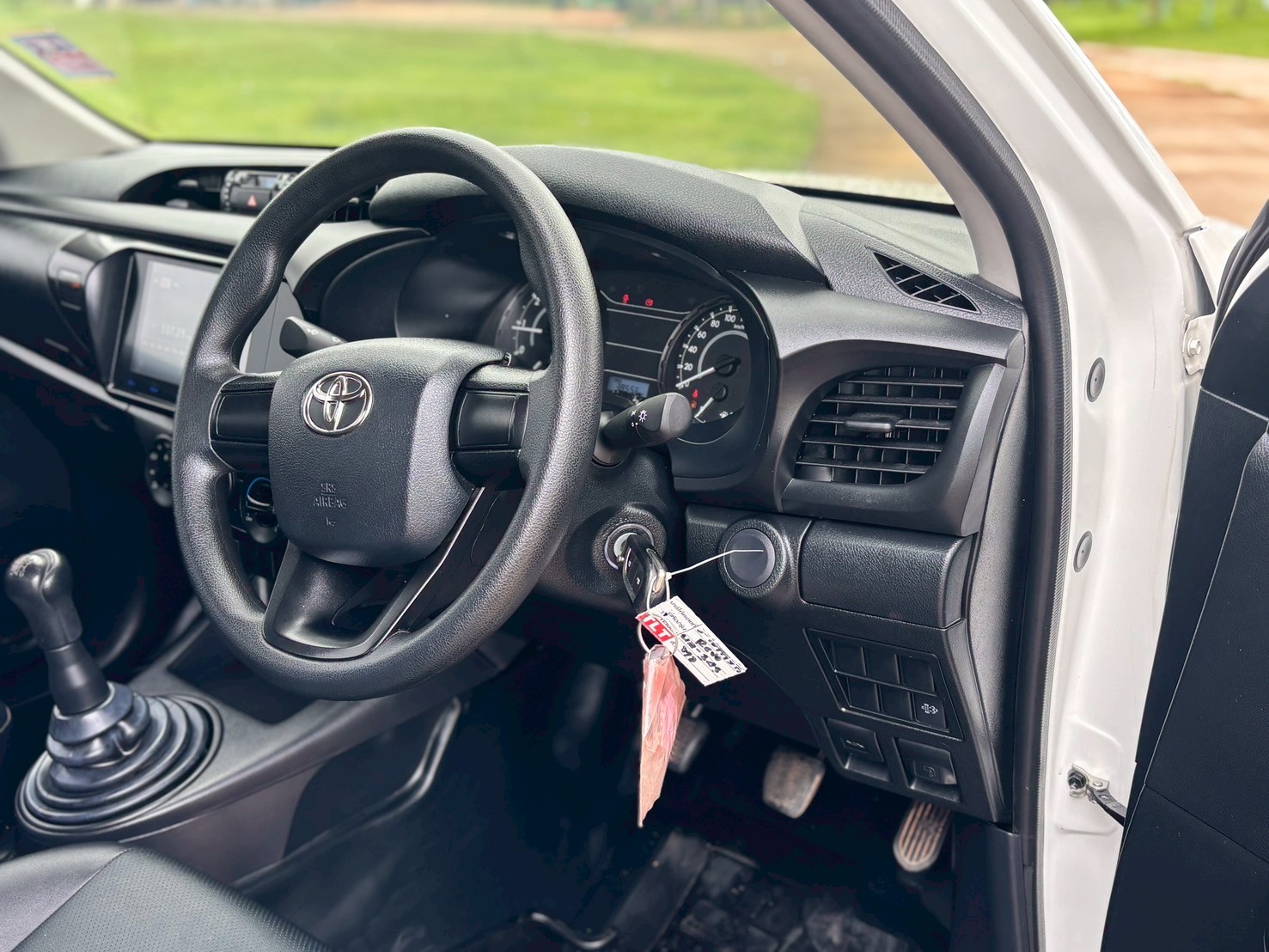 Toyota Hilux Revo 2.4 ENTRY Z Edition Single Cab MT 2024