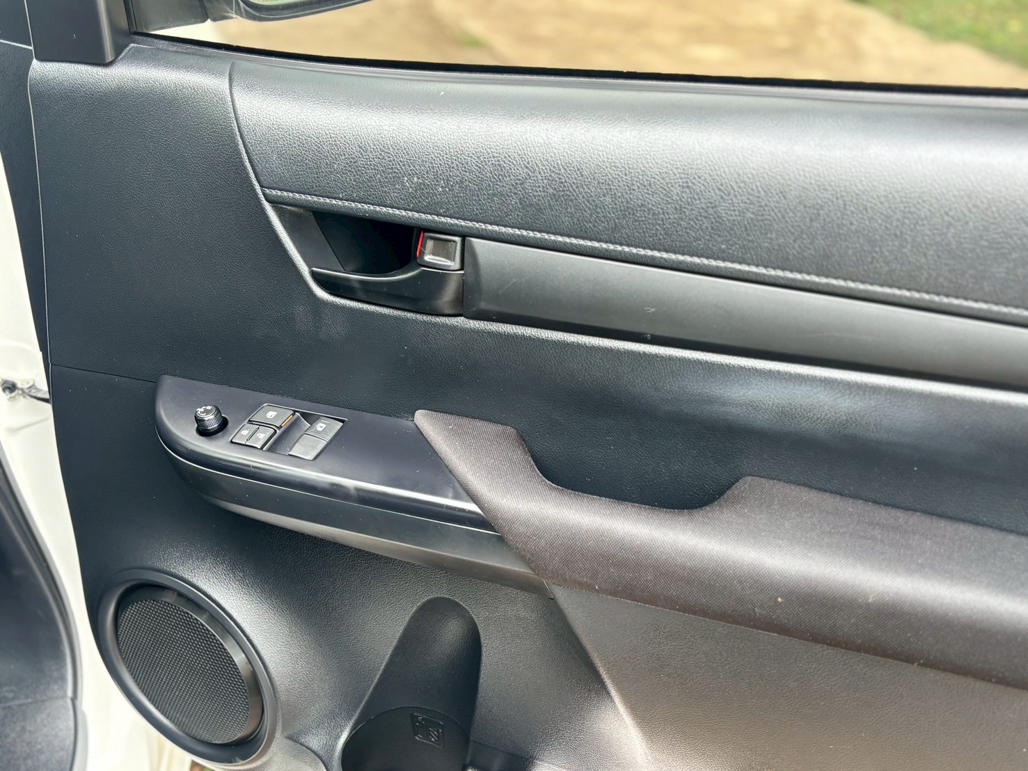 Toyota Hilux Revo 2.4 ENTRY Z Edition Single Cab MT 2024