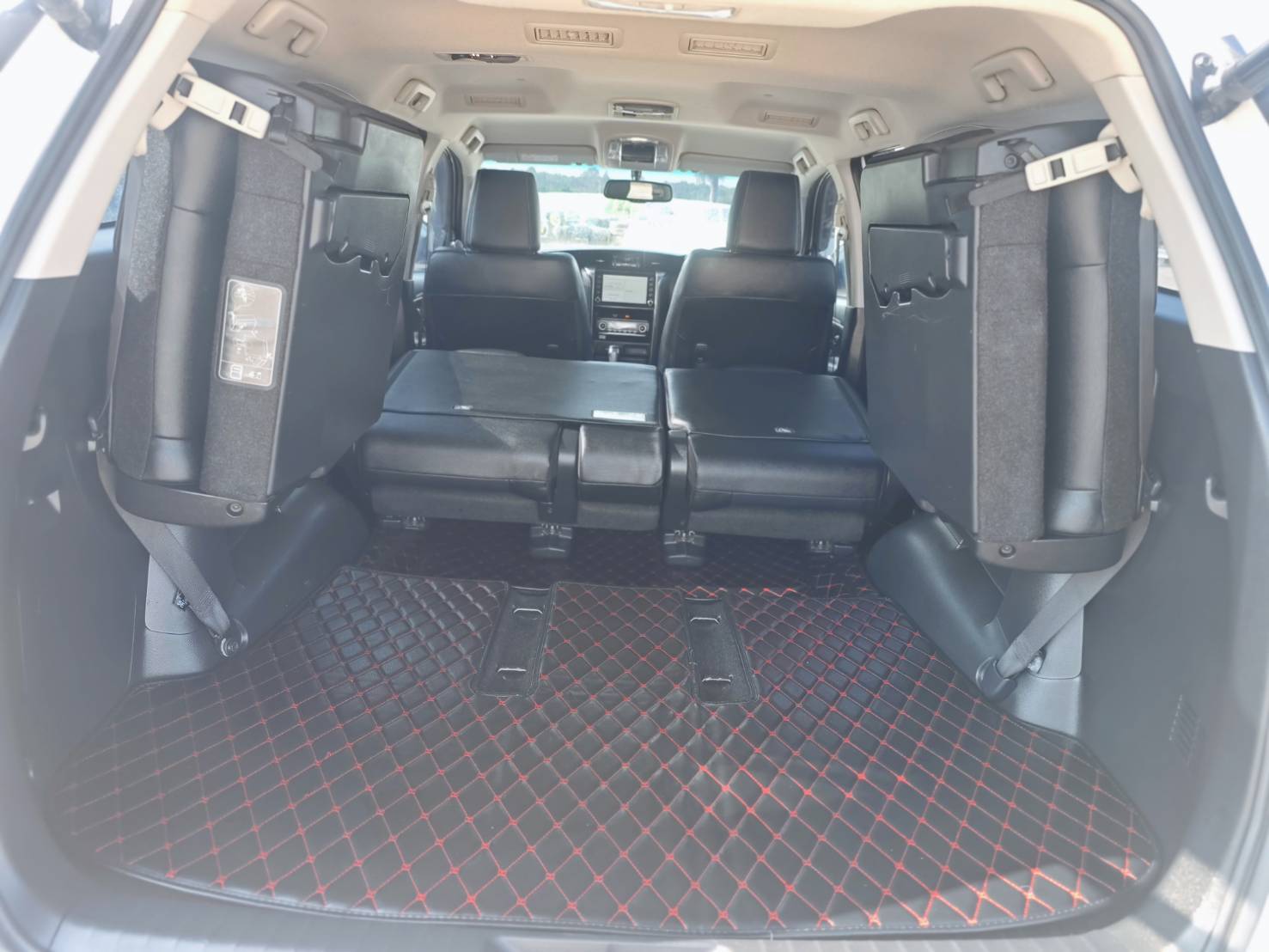 Toyota Fortuner 2.4 V SUV AT 2020