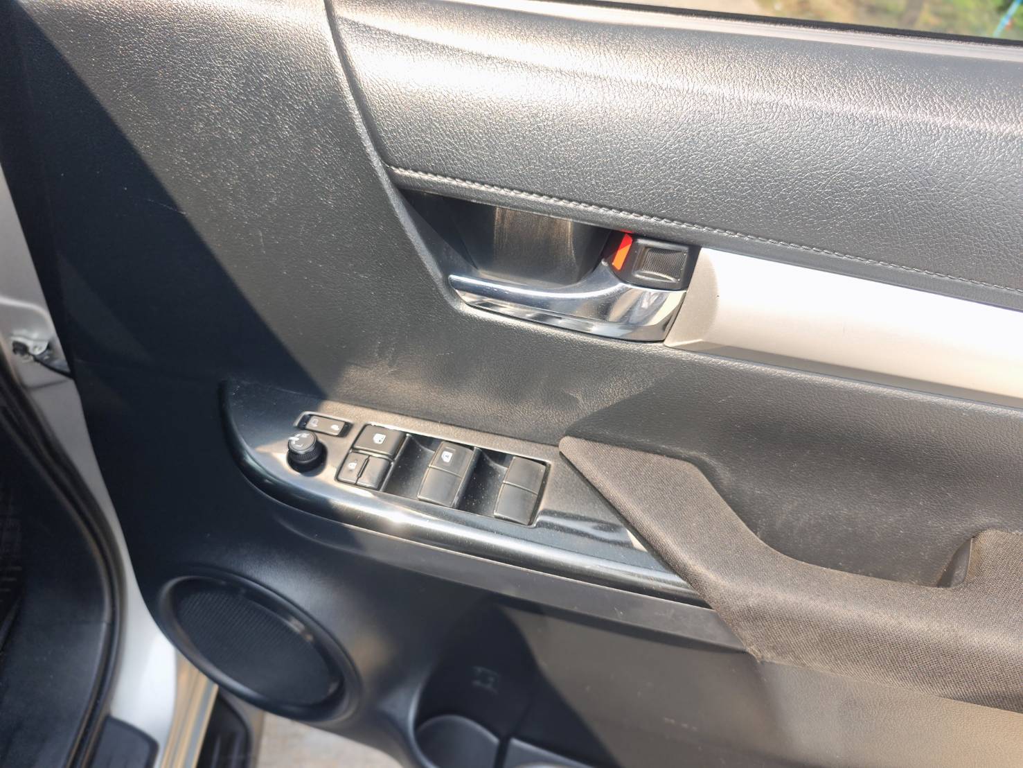 Toyota Hilux Revo Double Cab 2.4 Entry Prerunner AT 2020