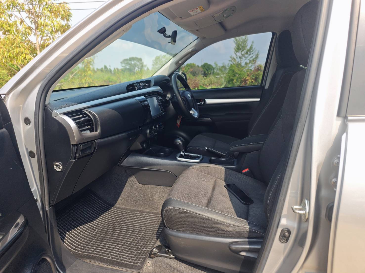 Toyota Hilux Revo Double Cab 2.4 Entry Prerunner AT 2020