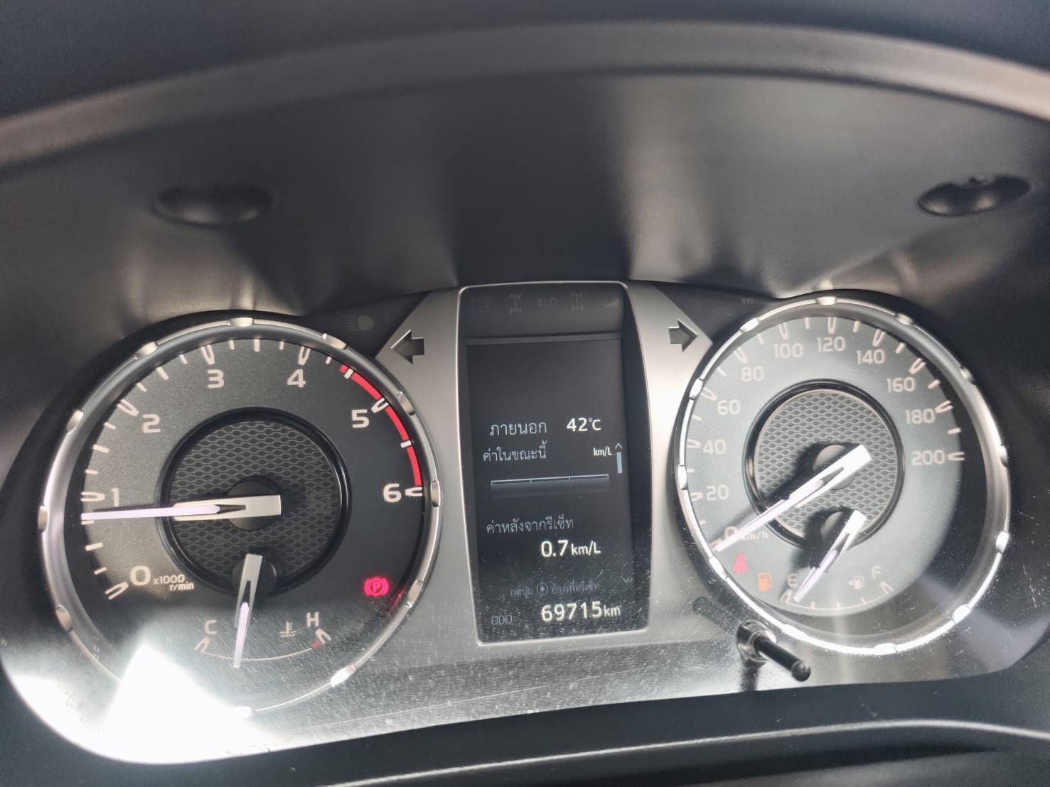 Toyota Hilux Revo Smart Cab 2.4 Entry Prerunner MT 2022
