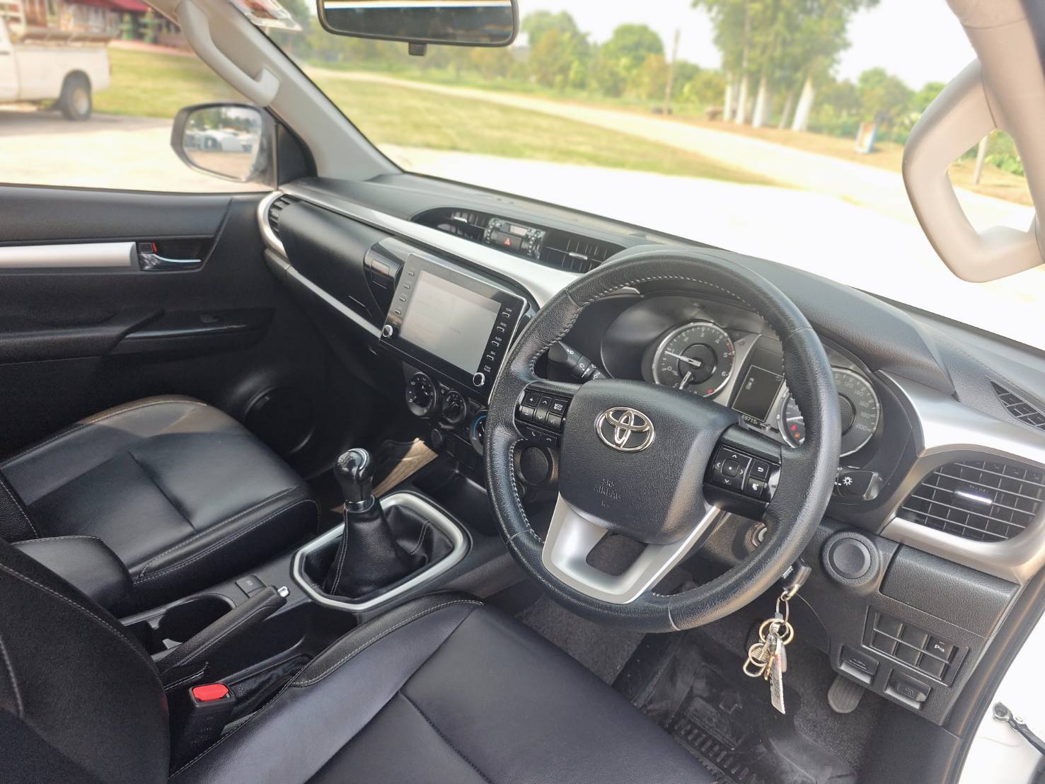 Toyota Hilux Revo Smart Cab 2.4 Entry Prerunner MT 2022