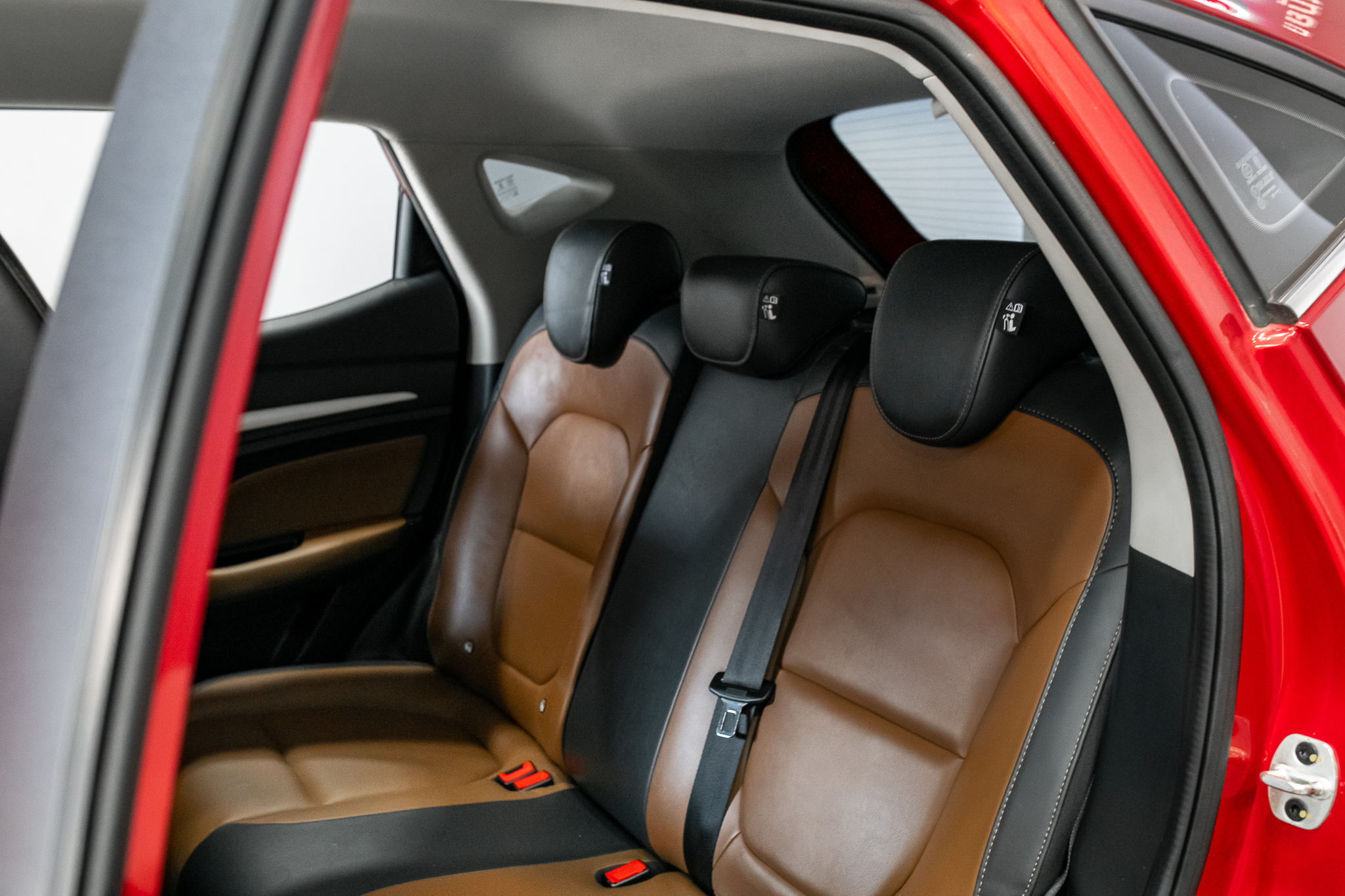 MG ZS 1.5 D PIUS SUV AT 2020