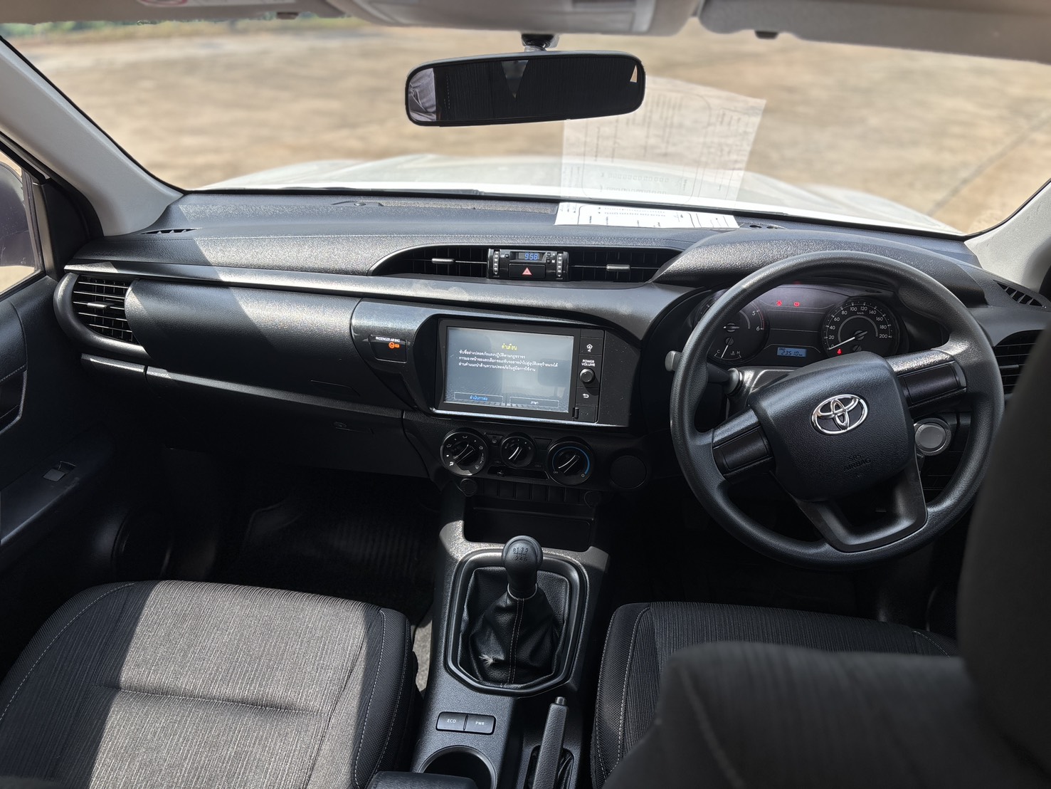 Toyota Hilux Revo Double Cab 2.4 Entry Z Edition MT 2022
