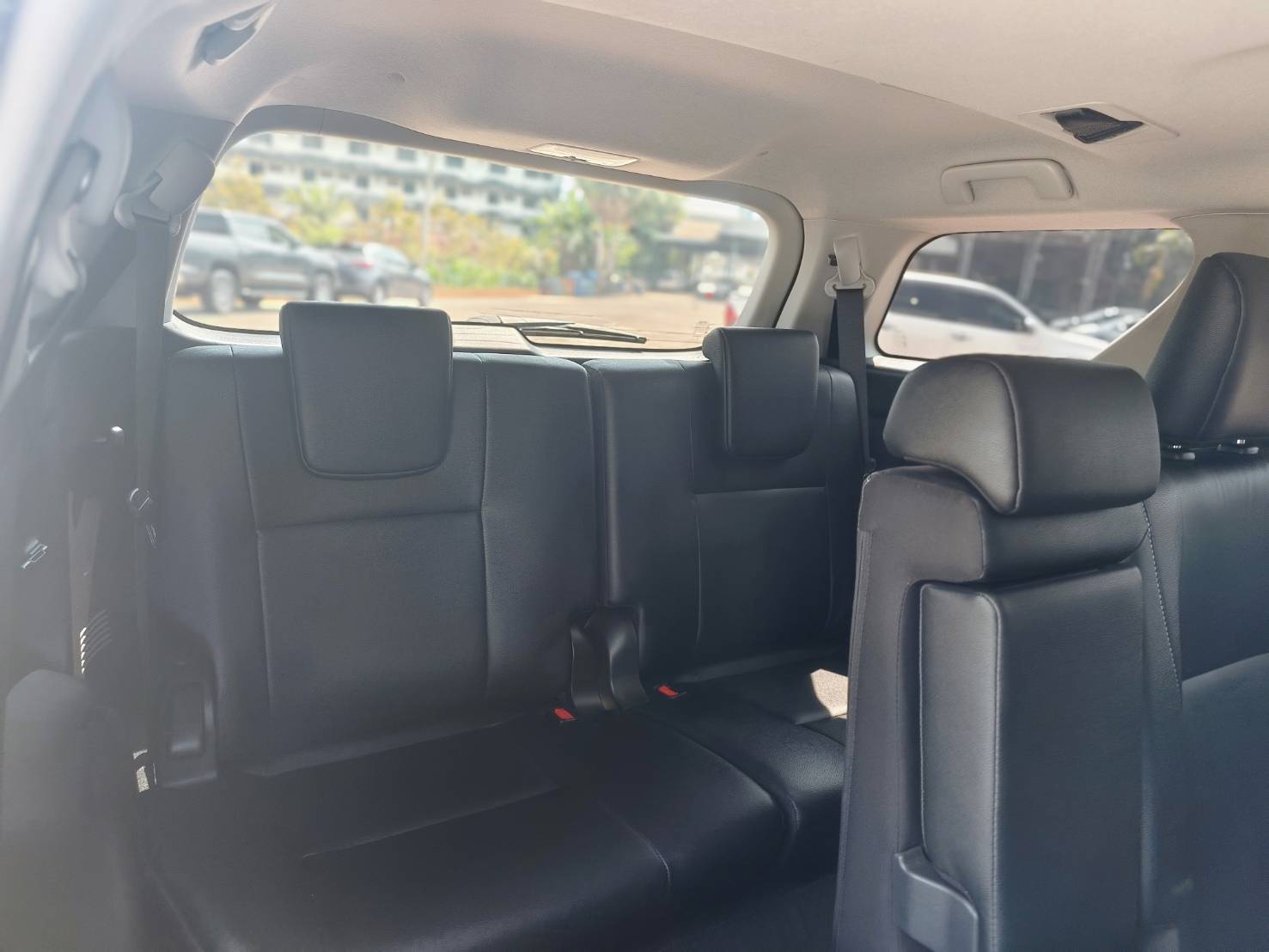 Toyota Fortuner 2.4 Leader V SUV AT 2023